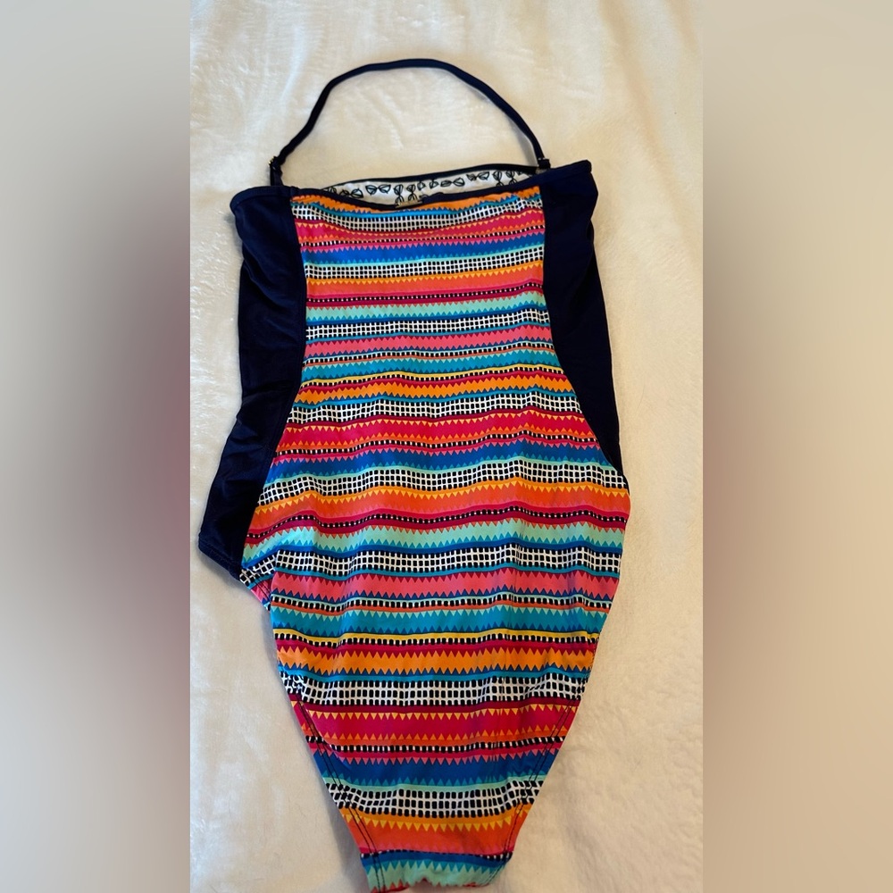 Anne Cole 1 piece swimsuit 🕶️